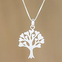 Collar colgante de plata de ley, 'Árbol de las maravillas' - Collar de árbol colgante de plata de ley hecho a mano en Tailandia