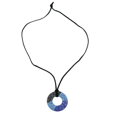 Collar colgante de cerámica - Collar con colgante de cerámica ajustable con círculo azul y luz del cielo.