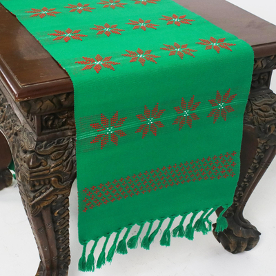 Tischläufer aus Baumwolle, „Lisu Festivities in Green“ - Handgewebter Tischläufer aus Baumwolle in Grün aus Thailand