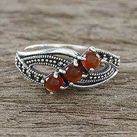 Anillo de cóctel de ónix - Anillo de plata de primera ley con marcasita facetada y ónix naranja de 3 piedras