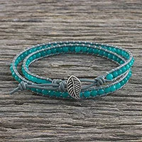 Pulsera enrollada con cuentas de cuarzo - Brazalete cruzado con cuentas de plata y cuarzo azul aguamarina