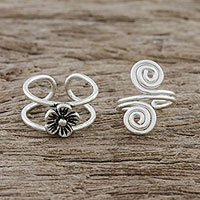 Ear cuffs de plata de ley, 'Flor y Espiral' - Ear Cuffs florales de plata de ley de Tailandia