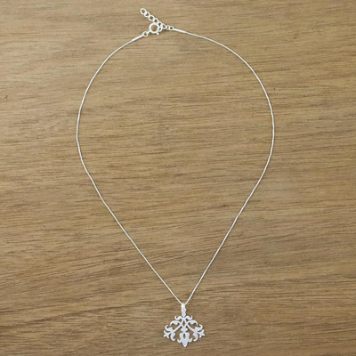 Halskette mit Anhänger aus Sterlingsilber - Drei-Blumenstrauß-Halskette mit Anhänger aus Sterlingsilber