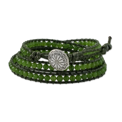 Wickelarmband aus Quarzperlen - Wickelarmband aus grünem Quarz und Lederperlen aus Thailand