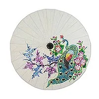 Saa-Papiersonnenschirm, „Peacock and Flowers“ – Blumenpapier-Sonnenschirm aus Thailand