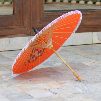 Sonnenschirm, „Vögel und Blumen auf Orange“. - Kunsthandwerklich gefertigter Sonnenschirm in Orange mit Vögeln und Blumen