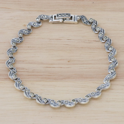 Sterling silver link bracelet, 'Waves of Thailand' - Marcasite and Sterling Silver Link Bracelet from Thailand