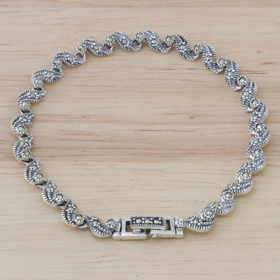 Sterling silver link bracelet, 'Waves of Thailand' - Marcasite and Sterling Silver Link Bracelet from Thailand
