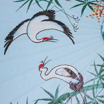 Sombrilla de algodón y bambú - Sombrilla de algodón y bambú con diseño de grulla en Cerulean
