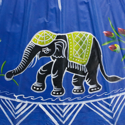 Sonnenschirm aus Baumwolle und Bambus - Sonnenschirm aus Baumwolle und Bambus mit Elefantenmotiv in Saphirblau