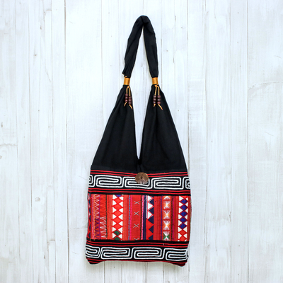 Cotton shoulder bag, 'Thai Dawn' - Thai Multicolored Cotton Shoulder Bag with Geometric Motif