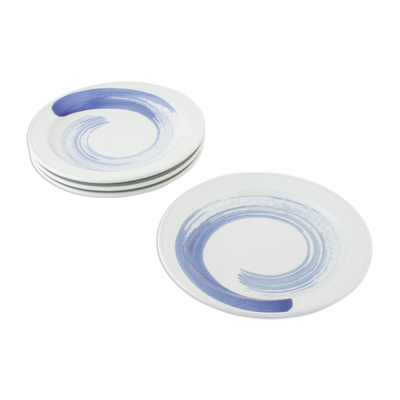 Keramische Mittagstischplatten, 'Blue Winds' (4er-Satz) - Vier kunsthandwerklich gefertigte blau-weiße keramische Mittagstischplatten