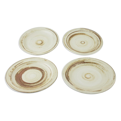 Speiseteller aus Keramik - Set aus vier Keramik-Esstellern in Beige und Braun