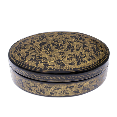 Dekorative Box aus Mangoholz, 'Lanna Aura in Gold' - Ovale dekorative Box aus Mangoholz in Gold aus Thailand
