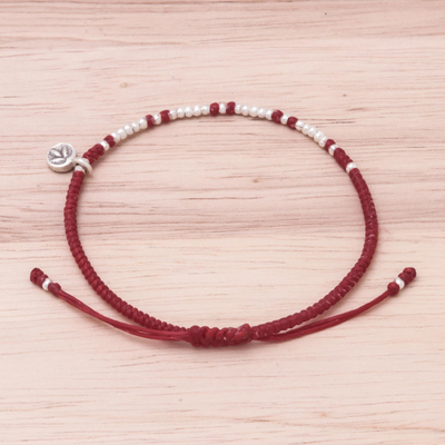 Armband mit Silberperlen, 'Bohemian Life in Red'. - In Thailand hergestelltes Silberarmband mit Karen-Perlen in Rot