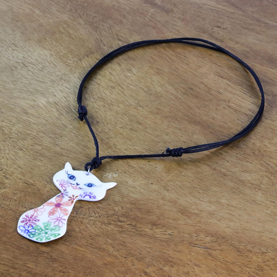 Ceramic pendant necklace, 'Daisy Cat' - Ceramic Floral Cat Pendant Necklace from Thailand