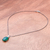 Halskette mit Onyx-Anhänger und Goldakzent - Halskette mit ovalem Anhänger aus grünem Onyx und Sterlingsilber