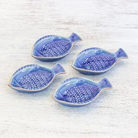 Vorspeisenschalen aus Keramik, „Festive Fish“ (4er-Set) - Vorspeisenschalen aus blauer Keramik in Fischform (4er-Set)