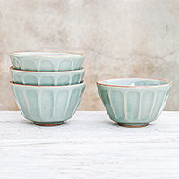 Celadon-Keramikschalen, 'Simple Thai' (4er-Set) - Celadon-Keramikschalen aus Thailand (4er-Set)