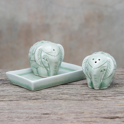 Seladon-Keramik-Salz- und Pfefferstreuer-Set, (3-teilig) - Salz- und Pfefferstreuer-Set aus Celadon-Keramik mit floralem Elefantenmotiv