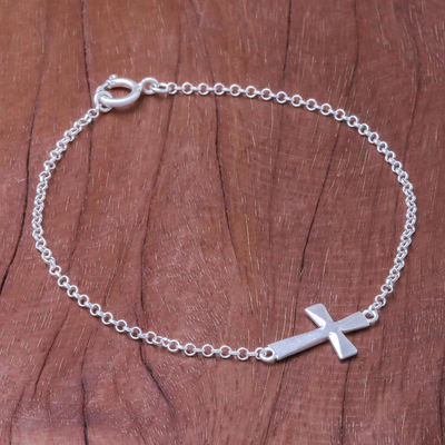 Sterling silver pendant bracelet, 'Profession of Faith' - Sterling Silver Cross Pendant Bracelet from Thailand