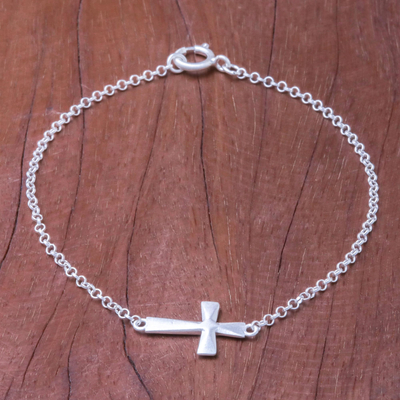 Sterling silver pendant bracelet, 'Profession of Faith' - Sterling Silver Cross Pendant Bracelet from Thailand
