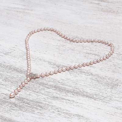 Collar en Y con perlas cultivadas acentuadas en oro rosa - Collar en Y de perlas cultivadas en rosa de Tailandia