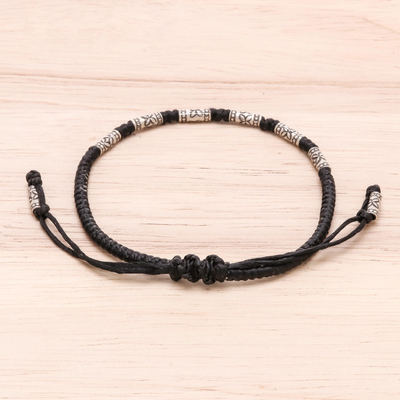 Silver beaded bracelet, 'Cool Tribe' - Floral Karen Silver Beaded Bracelet in Black from Thailand
