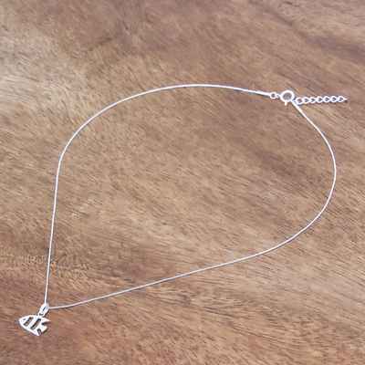 Halskette mit Anhänger aus Sterlingsilber - Halskette mit Fischanhänger aus gebürstetem Sterlingsilber
