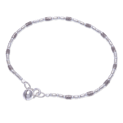 Silbernes Perlenarmband - Karen Silberperlenarmband mit klingelnder Glocke aus Thailand