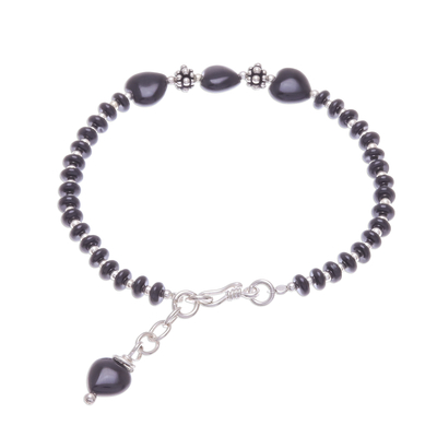 Onyx-Perlenarmband - Herzförmiges schwarzes Onyx-Perlenarmband aus Thailand