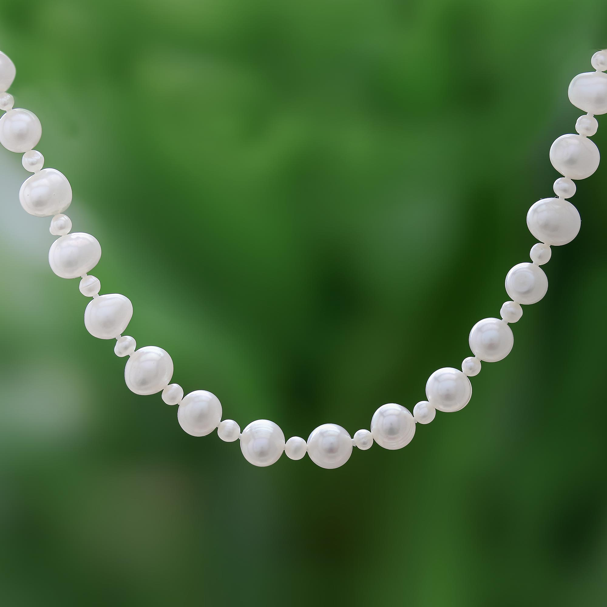 Cultured Freshwater Pearl and Glass Beaded Necklace - Glowing Coins in  Peach