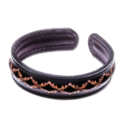 Leather cuff bracelet, 'Thai Pattern in Black' - Diamond Pattern Leather Cuff Bracelet in Black from Thailand