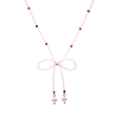 Collar colgante con cuentas de cuarzo rosa y perlas cultivadas, 'Lovely Bow' - Collar con cuentas de cuarzo rosa y perlas cultivadas