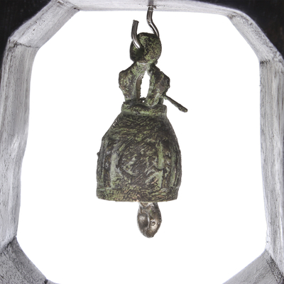 Glocke aus Mangoholz und Messing - Glocke aus Mangoholz und Messing, hergestellt in Thailand