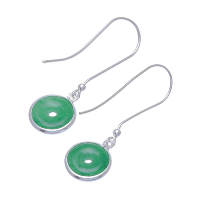 Jade-Ohrringe - Kreisförmige Jade-Ohrhänger, hergestellt in Thailand