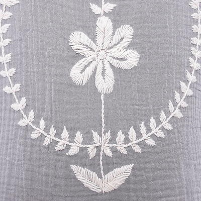 Camiseta sin mangas de algodón - Camiseta sin mangas de algodón con bordado floral en ceniza de Tailandia