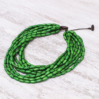 Halskette aus Holzperlen - Holzperlenkette in Grün aus Thailand