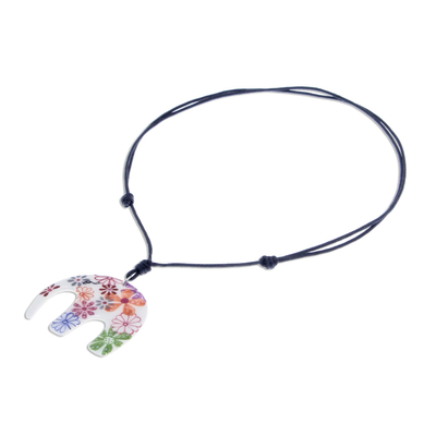 Collar colgante de cerámica - Collar con colgante de cerámica con elefante floral de Tailandia