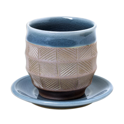 Taza y plato de cerámica Celadon - Taza y platillo de cerámica Celadon azul y marrón de Tailandia