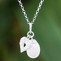 Cultured pearl pendant necklace, 'Bright Heart' - Heart-Shaped Cultured Pearl Pendant Necklace from Thailand