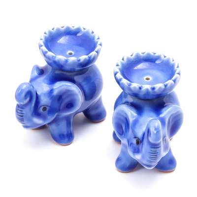 Räucherstäbchenhalter aus Celadon-Keramik, 'Baby-Elefanten in Blau' (Paar) - Celadon-Keramik-Elefanten-Räucherstäbchenhalter in Blau (Paar)