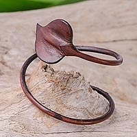 Leather wrap bracelet, 'Heart Leaf in Chestnut'