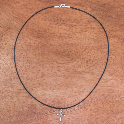 Collar colgante de plata esterlina - Collar de cruz de plata esterlina tailandesa hecho a mano artesanalmente con CZ