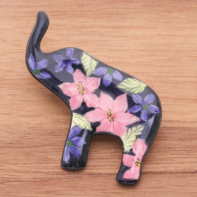 Broschennadel aus Keramik - Handbemalte Elefanten-Brosche mit Blumen auf Schwarz