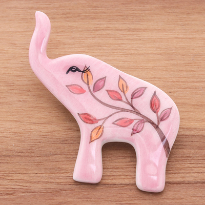 Broschennadel aus Keramik - Handbemalte rosa Elefanten-Brosche mit Blattwerk