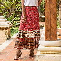 Falda de rayón, 'Fantastic Floral Garden' - Falda de rayón con motivos florales estampados de Tailandia