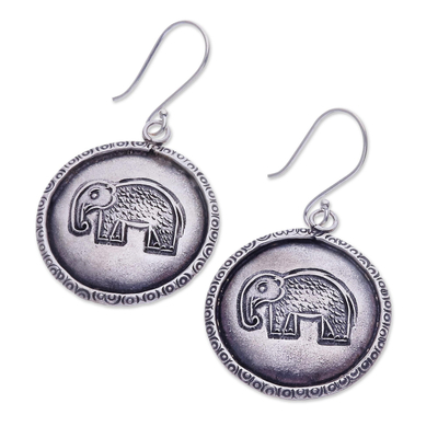 Pendientes colgantes de plata - Pendientes colgantes de plata con sello de elefante Karen de Tailandia