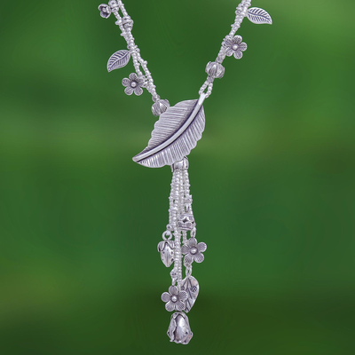 Silberne Y-Halskette mit Perlen - Y-Halskette aus 950er Silber mit Naturmotiv im thailändischen Bergstamm-Stil