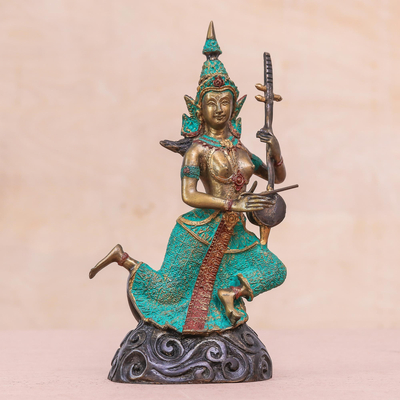 Messingskulptur - Thailändische buddhistische Engelsskulptur aus Messing mit einer thailändischen Geige